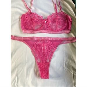 HOT pink lounge set